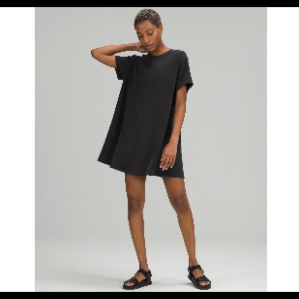 Lululemon. All Yours Tee Dress. Black. NWT. Size 10